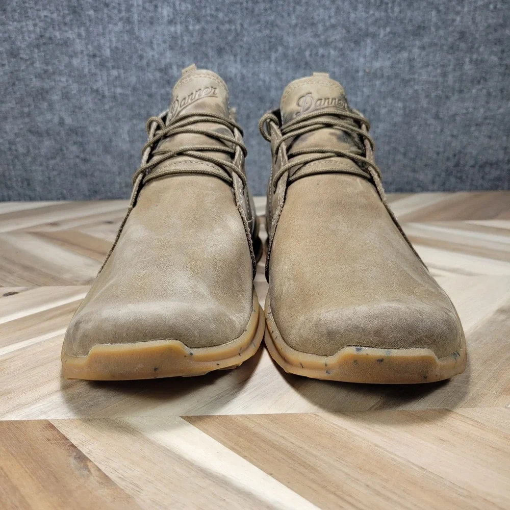 Danner Men's 9 Forrest Chukka Timberwolf Casual Leather Shoes 37640